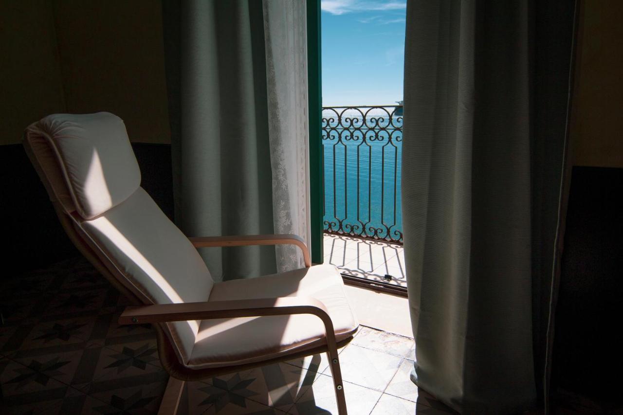 B&B Le Finestre Sul Mare 塔兰托 外观 照片